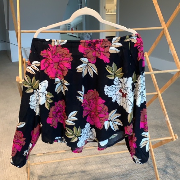 Billabong off the shoulder floral flowy long sleeve blouse - Picture 3 of 3